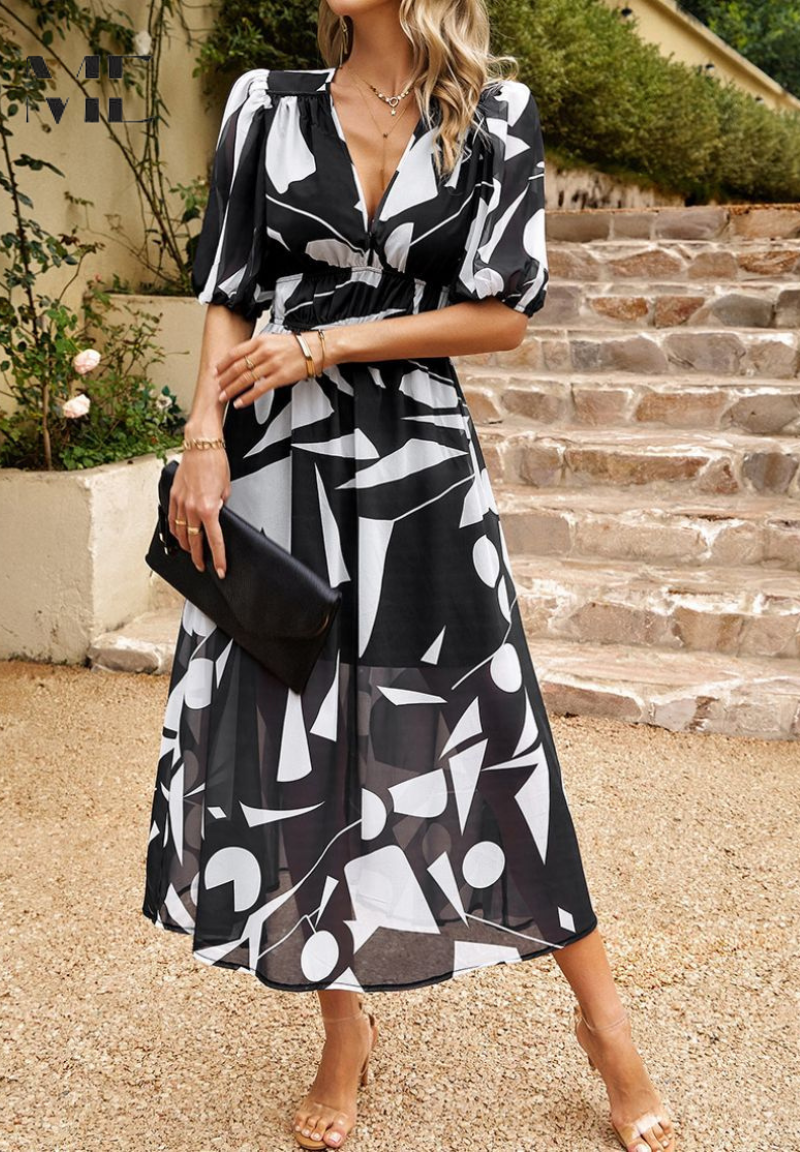 Alma | Floral Dress – Romantic Elegance And Structured Sleeves