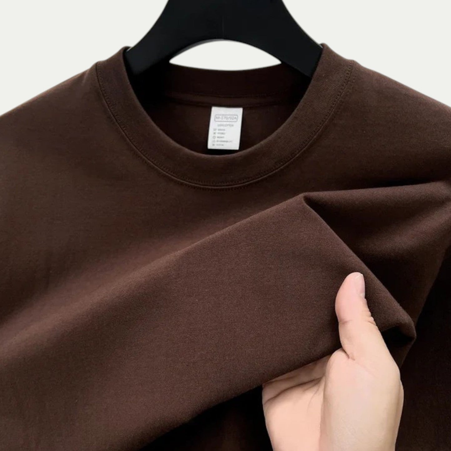 Rivaldo| Rentopaita – Minimalistinen Eleganssi ja Pehmeä Tuntu