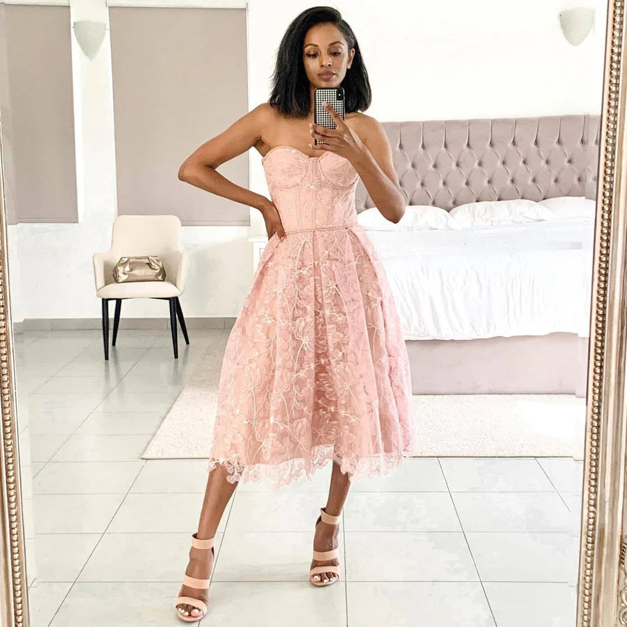 Livia | Midi Sukienka Strapless – Ustrukturyzowana Elegancja I Kobiecość