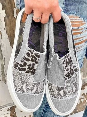 Alix | Dames Slip-On Schoenen – Stedelijke en Praktische Look