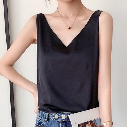 Antoinette | Tricou Trigala – Ușurință Estivală și Stil Asigurat 