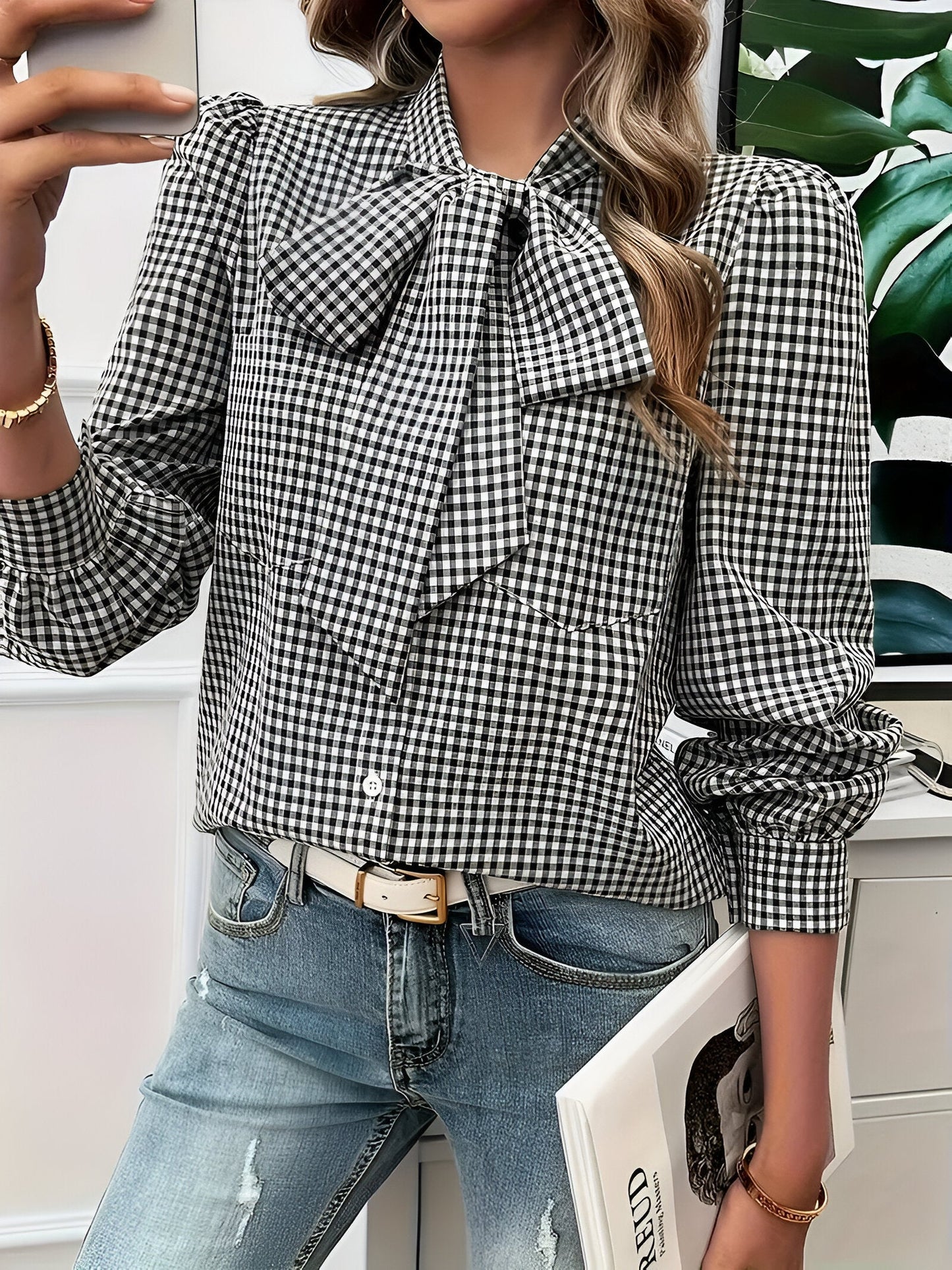 Cézanne | Blusa de Cuadros y Lazo Lavallière Elegante 