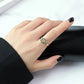Aline | Anillo Orbital Elegante Antiestrés 