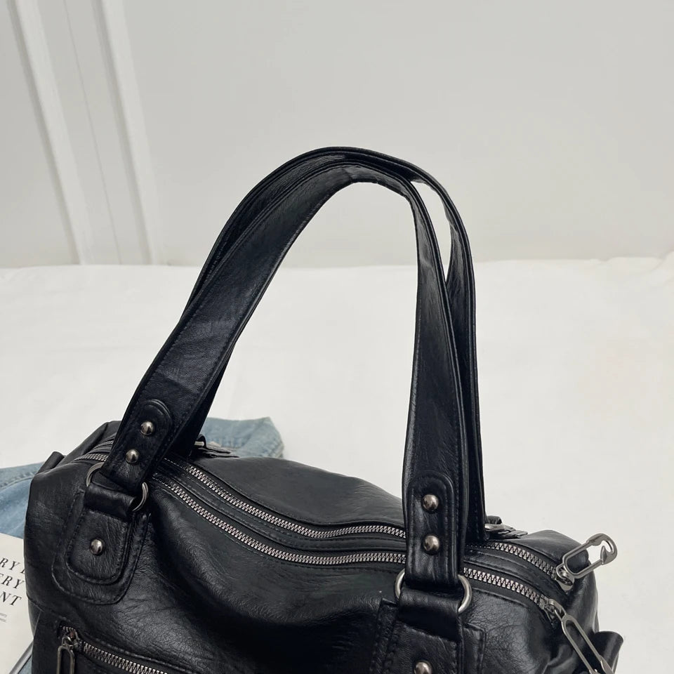 Amaya | Large Shoulder Bag for School – Elegance and Daily Comfort 