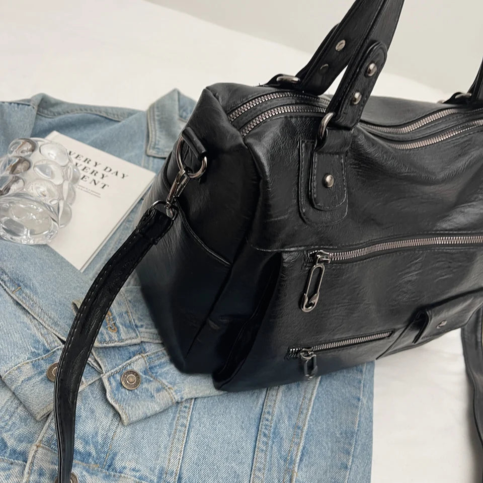 Amaya | Large Shoulder Bag for School – Elegance and Daily Comfort 