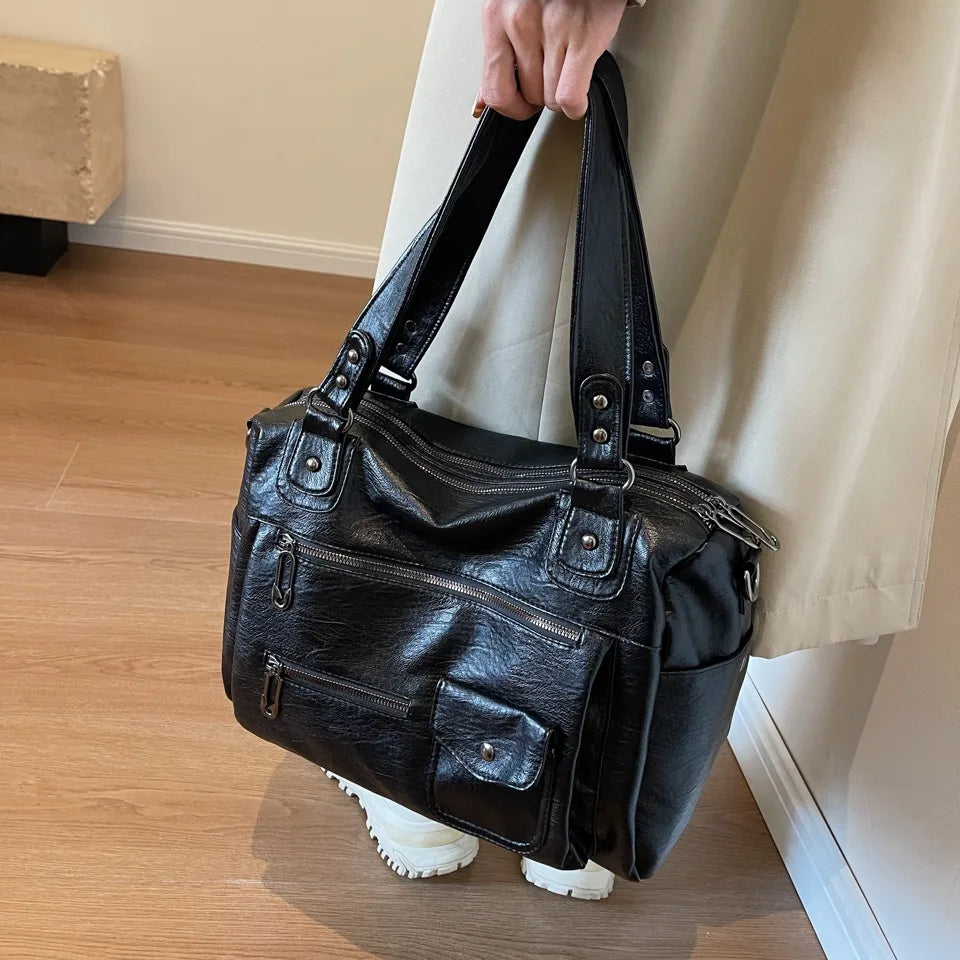 Amaya | Large Shoulder Bag for School – Elegance and Daily Comfort 