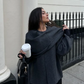 Fernande | Manteau Cape De Luxe – Ajaton ja hienostunut eleganssi 