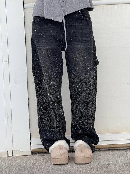 May | Pantalón Moda – Corte Relax y Acabados Brillantes 