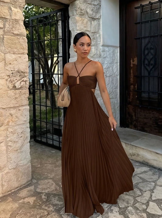 Nadège| Vestido Largo Moderno – Elegancia Pura y Corte Fluido 